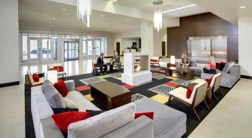 The Hotel At Kirkwood Center Cedar Rapids Eksteriør bilde