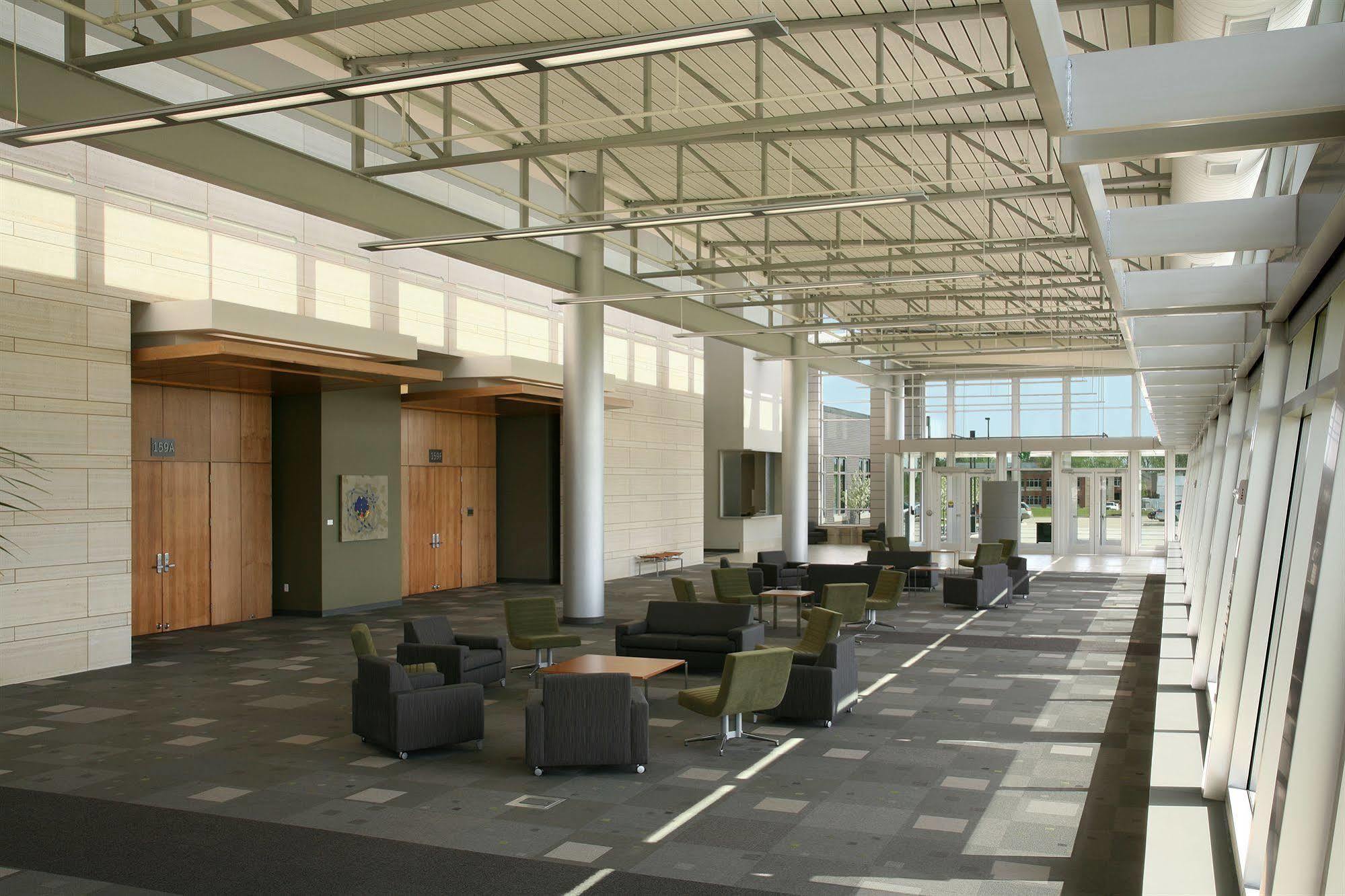 The Hotel At Kirkwood Center Cedar Rapids Eksteriør bilde